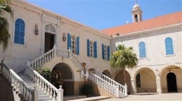 السفير الايراني في بكركي السفير الايراني في بكركي