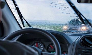 مع ارتفاع حدة الرياح تحذير من التحكم المروري 