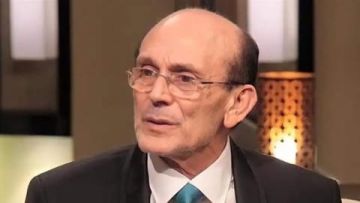 إصابة محمد صبحي بأزمة قلبية مفاجئة ونقله إلى المستشفى