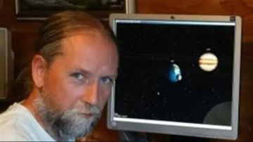 بعد الهزات الأرضية التي ضربت لبنان والمنطقة.. العالم الهولندي في تعليق جديد (صورة)