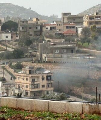 غارة اسرائيلية استهدفت سيارة في بلدة صديقين - قضاء صور غارة اسرائيلية استهدفت سيارة في بلدة صديقين - قضاء صور