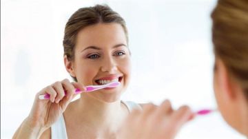 ما هو السر وراء شعور الانتعاش بعد تنظيف الأسنان بمعجون النعناع؟