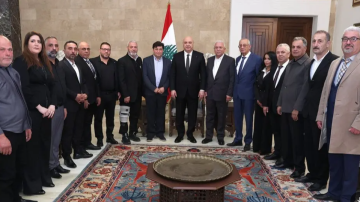 الرئيس عون أمام وفد ابناء البلدات الجنوبية الحدودية: لا يمكن ان يسلم لبنان من دون سلامة جنوبه...ولضرورة رفع المعاناة عنك