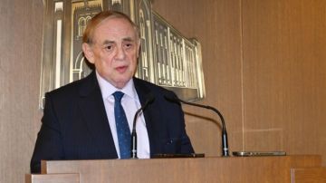 مكتب البستاني: الإخبار بحق عبود وسلام قدم بإجماع لجنة الاقتصاد وانتهى دورها الرقابي عند إحالة الملف إلى القضاء مكتب البستاني: الإخبار بحق عبود وسلام قدم بإجماع لجنة الاقتصاد وانتهى دورها الرقابي عند إحالة الملف إلى القضاء