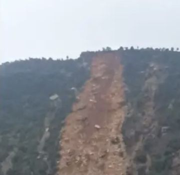 الأمطار أدت الى انهيار في جبل بساتين العصي