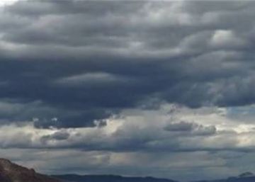 الطقس غدا متقلب وماطر أحيانا يتحسن تدريجا ليلا