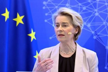 وصول رئيسة المفوضية الأوروبية الى بيروت وسلام في استقبالها في المطار