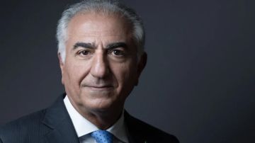 اجتماع سري إيجابي بين ويتكوف ونجل شاه إيران السابق