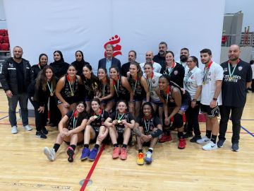 سيدات بيروت بطلات دورة الشارقة الدولية بكرة السلة سيدات بيروت بطلات دورة الشارقة الدولية بكرة السلة