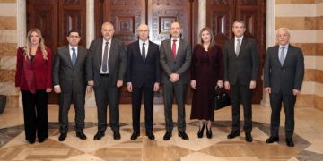 الحجار عرض مع المحافظين لشؤون المناطق والتحضيرات الانتخابية: لمواصلة العمل بروح المسؤولية