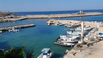 بالصورة: مناشير تهديدية تطال صيادي الأسماك في الناقورة!