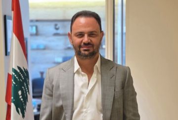 ديوانان جديدان لحكمت أبو زيد: بين الجحيم السحري وشرايين اللحظة ديوانان جديدان لحكمت أبو زيد: بين الجحيم السحري وشرايين اللحظة