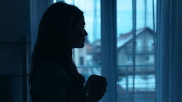 الإثنين الأزرق.. ما هو؟ ولم ارتبط بالاكتئاب الموسمي؟