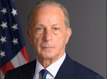 السفير الأمريكي: لدي قصة مع الفقر في مرفأ بيروت