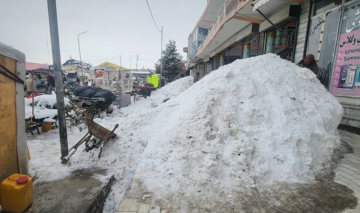 الثلوج والأمطار الغزيرة في أفغانستان تودي بحياة 61 شخصا في 3 أيام