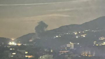 بالفيديو: دخان ونار بعد الغارة بالفيديو: دخان ونار بعد الغارة