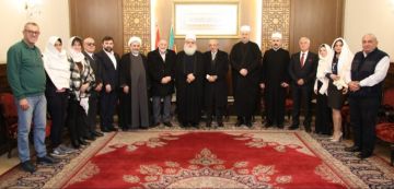 شيخ العقل بحث مع ناصر تطورات المرحلة والتقى نداف ووفودا وشخصيات