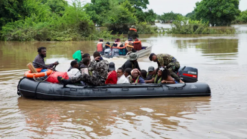 فيضانات موزمبيق تزيد خطر التماسيح القاتلة.. وتسجيل 3 وفيات