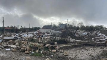 الجنوب صباحا: تفجير مبنى.. وقذيفة حارقة!