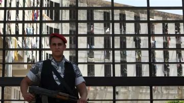 نص مسودة اتفاق تسليم السجناء الى سوريا: إطلاق المدانين بالقتل الذين أمضوا 10 سنوات سجنية