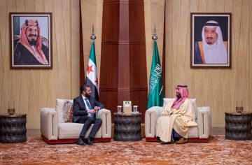 ابن سلمان والشرع يبحثان تعزيز التعاون وتطورات الأوضاع في المنطقة