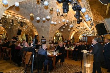 باسيل متناولا التحديات الإستراتيجية في عشاء لفعاليات بشري: المسيحيون جسر تفاعل في لبنان والصراع المذهبي والتقسيم في المنطقة يضعفهم