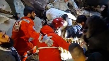 بالفيديو: انهيار مبنى... ومفقودون تحت الأنقاض