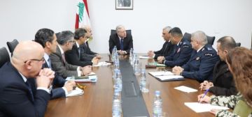 رجي بحث مع شقير بتطوير الخدمات القنصلية وإمكان إصدار جوازات سفر بيوكربونية قريبا