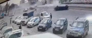 بالفيديو: حادث سير مروع على اوتوستراد الصفرا