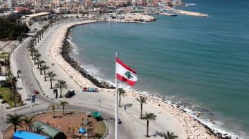 رياح قوية تضرب صور وتحدث أضرارا بالمزروعات والممتلكات