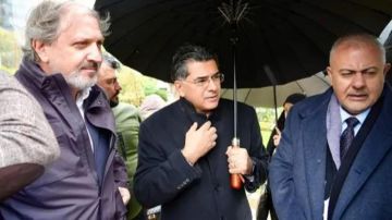 مرقص يتفقد موقع حديقة الإعلاميين في الأونيسكو مرقص يتفقد موقع حديقة الإعلاميين في الأونيسكو