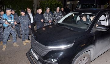 الوزير الحجار وعبدالله أشرفا على التدابير الأمنية ليلة رأس السنة الوزير الحجار وعبدالله أشرفا على التدابير الأمنية ليلة رأس السنة