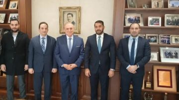 البستاني أكد لوفد من الملحقين الاقتصاديين أهميتهم في تعزيز الصادرات اللبنانية وفتح الأسواق الجديدة البستاني أكد لوفد من الملحقين الاقتصاديين أهميتهم في تعزيز الصادرات اللبنانية وفتح الأسواق الجديدة