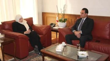 بهية الحريري تابعت أوضاع مرفأ صيدا مع مستشار وزير الأشغال