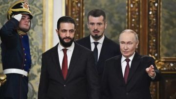 بيسكوف: محادثات بين بوتين والشرع في موسكو لبحث التعاون الثنائي وتطورات المنطقة بيسكوف: محادثات بين بوتين والشرع في موسكو لبحث التعاون الثنائي وتطورات المنطقة