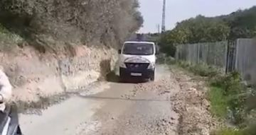 بالفيديو: غارة على باتوليه... وسيارات الإسعاف تهرع إلى المكان بالفيديو: غارة على باتوليه... وسيارات الإسعاف تهرع إلى المكان