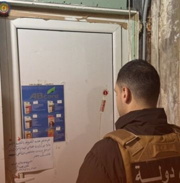 أمن الدولة: دهم شركة أدوية في الجناح وضبط مكملات منتهية الصلاحية وتوقيف صاحبها أمن الدولة: دهم شركة أدوية في الجناح وضبط مكملات منتهية الصلاحية وتوقيف صاحبها