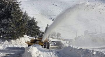 إليكم الطرق الجبلية المقطوعة بسبب تراكم الثلوج