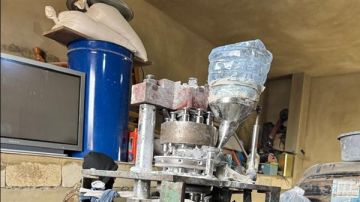 بالصورة: الجيش يفكك معملا لتصنيع المخدرات ويصادر كميات كبيرة! بالصورة: الجيش يفكك معملا لتصنيع المخدرات ويصادر كميات كبيرة!