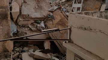 الدفاع المدني: انهيار مبنى في ضهر المغر بعد اخلائه ولا إصابات الدفاع المدني: انهيار مبنى في ضهر المغر بعد اخلائه ولا إصابات