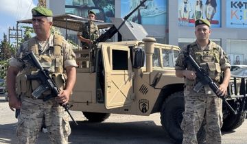 عسكريو ومدنيو القطاع العام: الحقوق أو الشارع