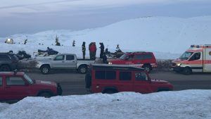 الدفاع المدني: إنقاذ سبعة شبان علقوا على جرف ثلجي في عيون السيمان كفردبيان