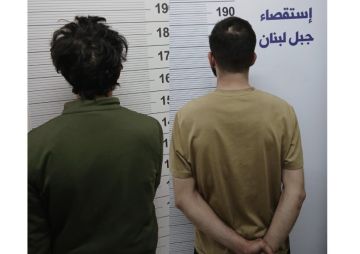 يروجان المخدرات على متن دراجتين آليتين