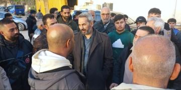 إيهاب حمادة تفقد الأماكن السكنية المتضررة في قناريت والغازية مؤكدا الوقوف إلى جانب الأهالي إيهاب حمادة تفقد الأماكن السكنية المتضررة في قناريت والغازية مؤكدا الوقوف إلى جانب الأهالي