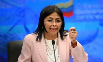 رئيسة فنزويلا بالوكالة: لا اتصالات بيني وبين ترامب