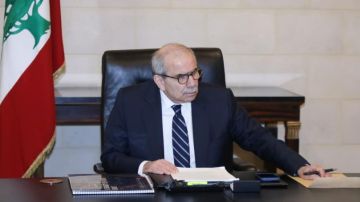 سلام تابع مطالب أساتذة اللبنانية... وتريث بالإضراب