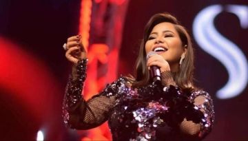 الذكاء الاصطناعي يزج بإسم شيرين عبد الوهاب في أزمة جديدة