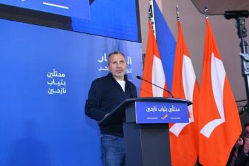 باسيل ويزيد بن فرحان يؤكدان أولوية استقرار لبنان وحصرية القرار بيد الدولة باسيل ويزيد بن فرحان يؤكدان أولوية استقرار لبنان وحصرية القرار بيد الدولة