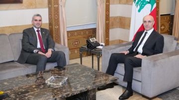 الوزير الحجار بحث مع أبو فاعور وعبد الله في المستجدات وعرض مع زوار شؤونا عامة