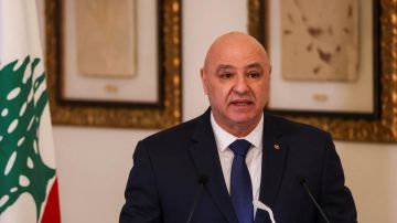 بالفيديو... الرئيس عون يدعم الجيش: ثقة كاملة ودعوة للمجتمع الدولي بالفيديو... الرئيس عون يدعم الجيش: ثقة كاملة ودعوة للمجتمع الدولي